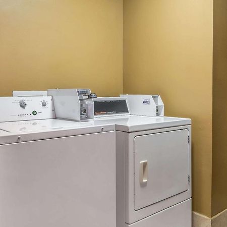 Quality Inn I-74 Batesville Luaran gambar