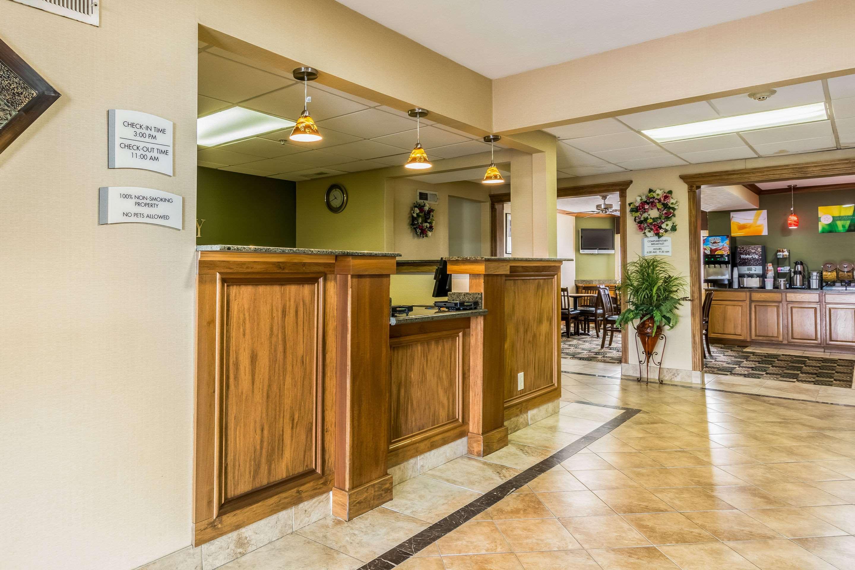 Quality Inn I-74 Batesville Luaran gambar