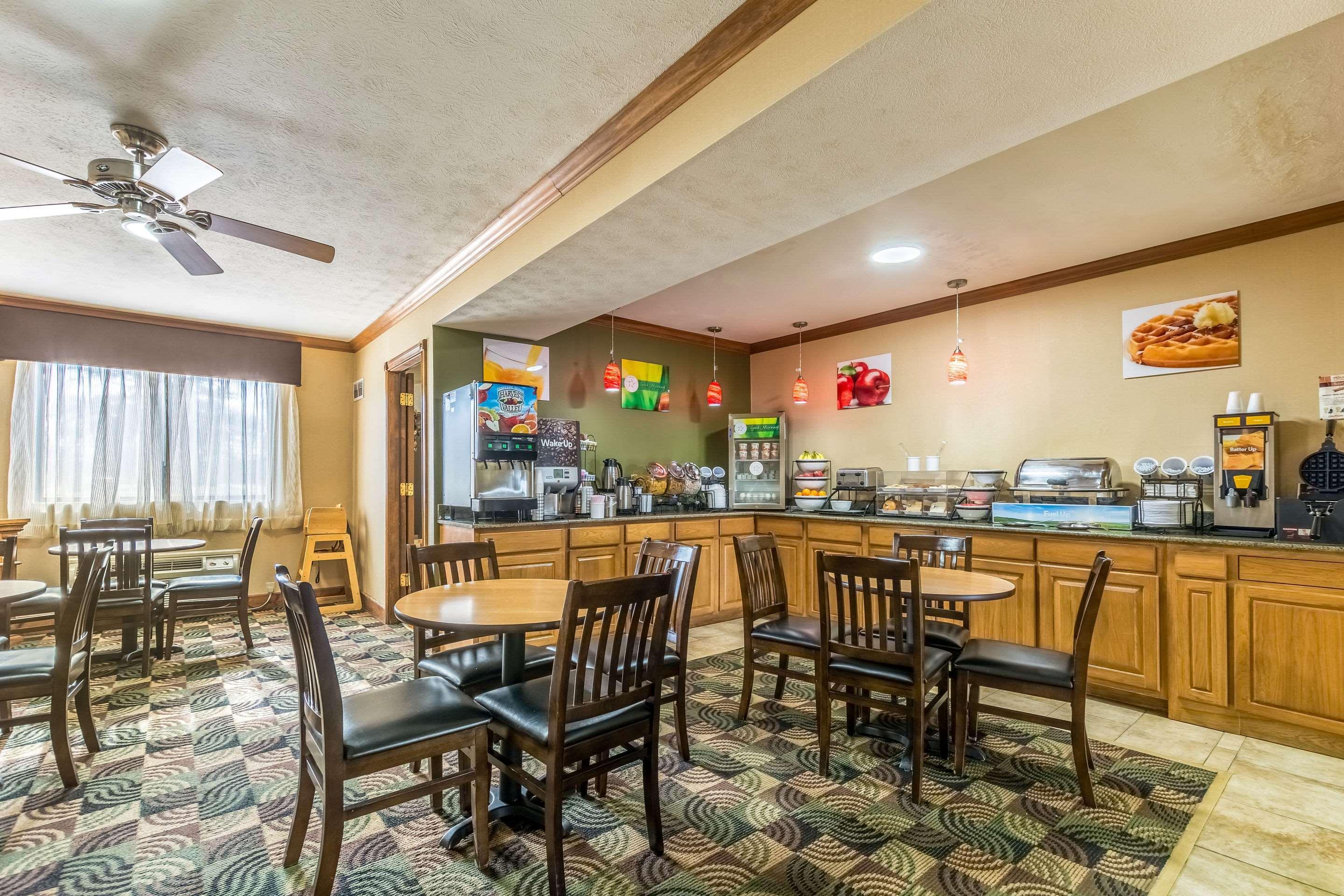 Quality Inn I-74 Batesville Luaran gambar