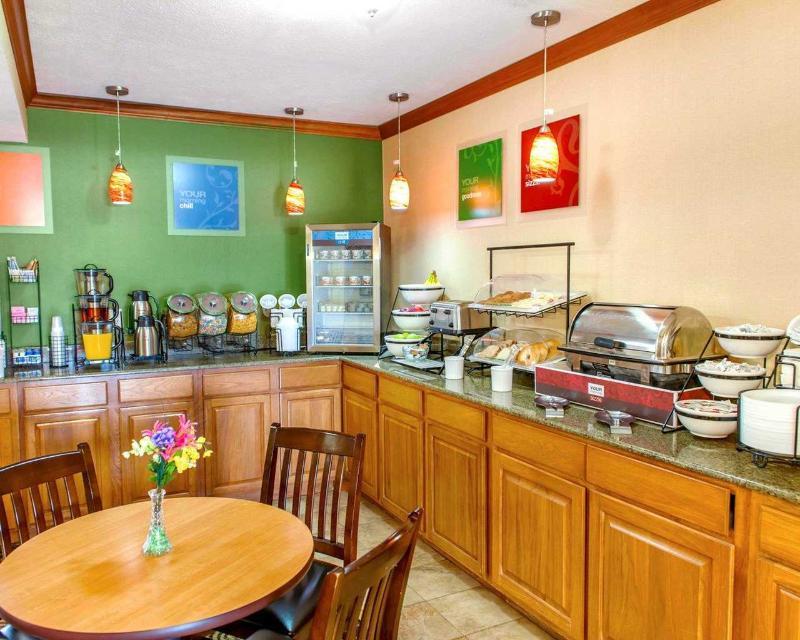 Quality Inn I-74 Batesville Luaran gambar